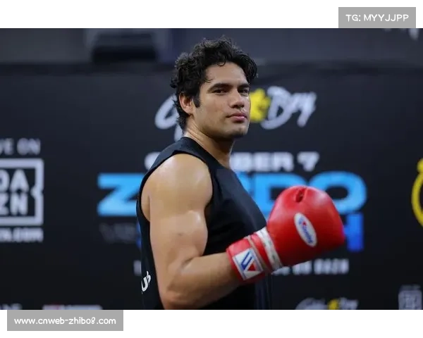 前世界冠军拉米雷斯接受肩膀手术，目标2026年对阵贝纳维德兹